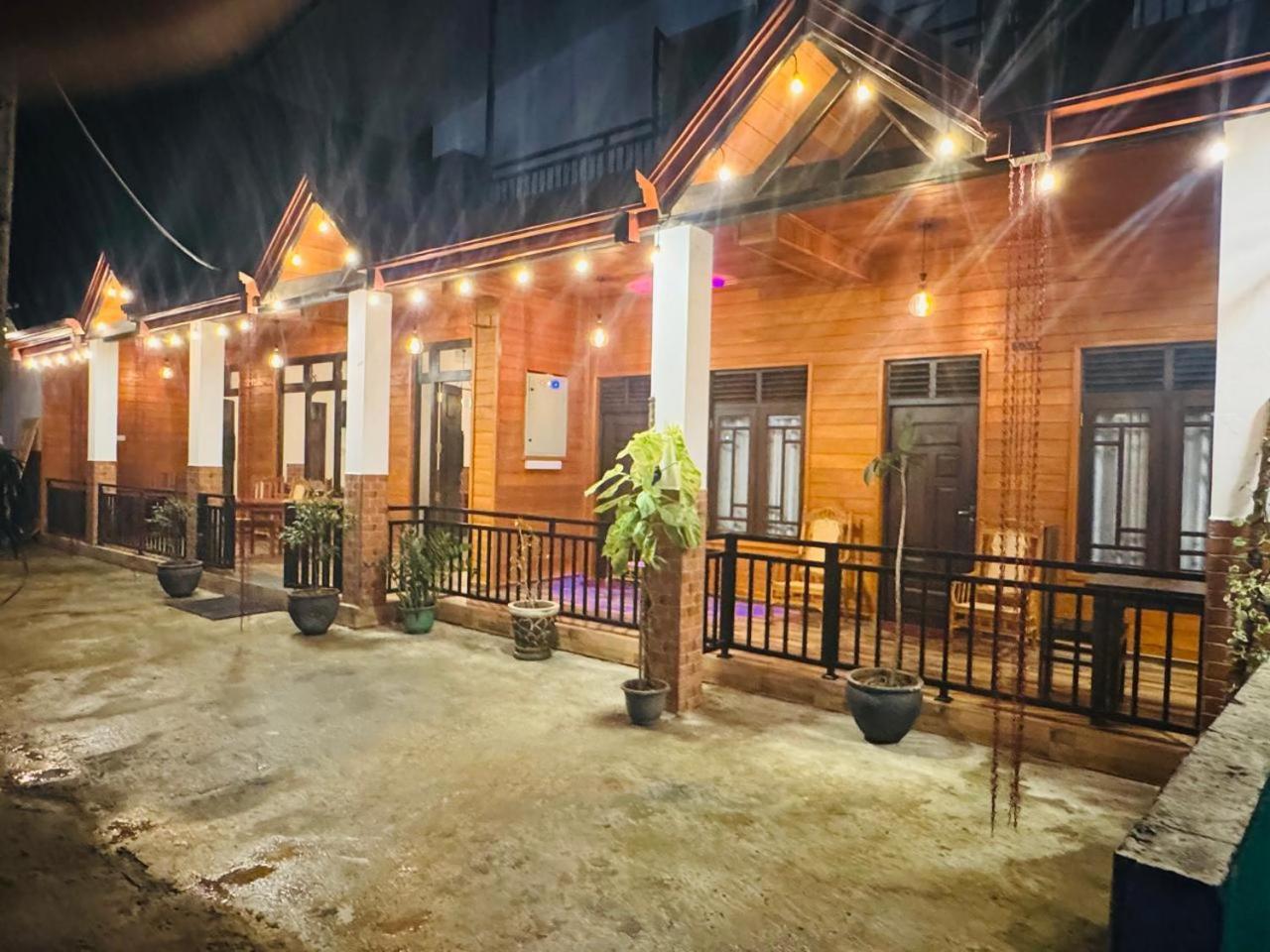 Hotel Sun Mount Adams Peak Nallathanniya Zewnętrze zdjęcie